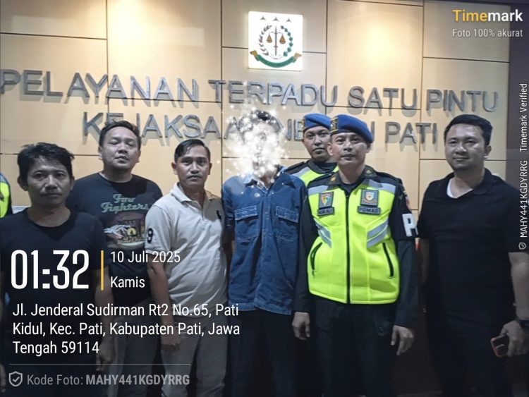 Sinergi Lintas Wilayah, Kejari Pati dan TNI Tangkap Buron Kasus