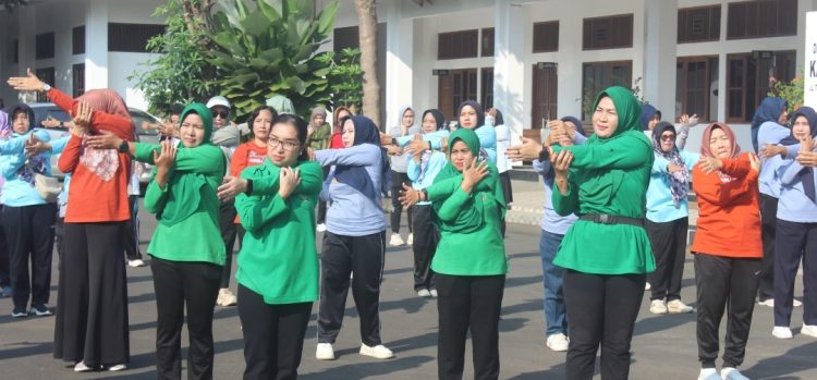 Kolaborasi PKK dan Persit Jadi Sorotan di HKG ke-53, Bukti Perempuan Pati Bersatu