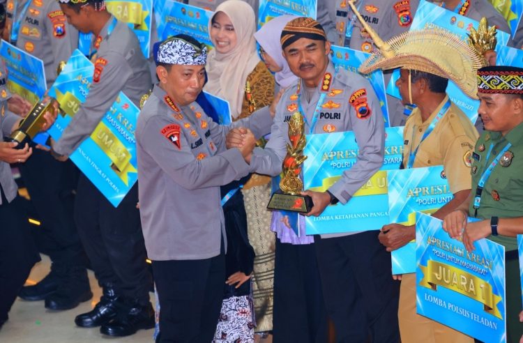 Gempar! Polresta Pati Terbaik Juara Umum