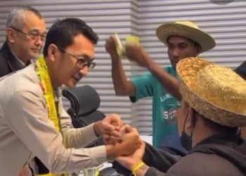 AMPB Sindir KPK RI dengan Jamu Tolak Angin