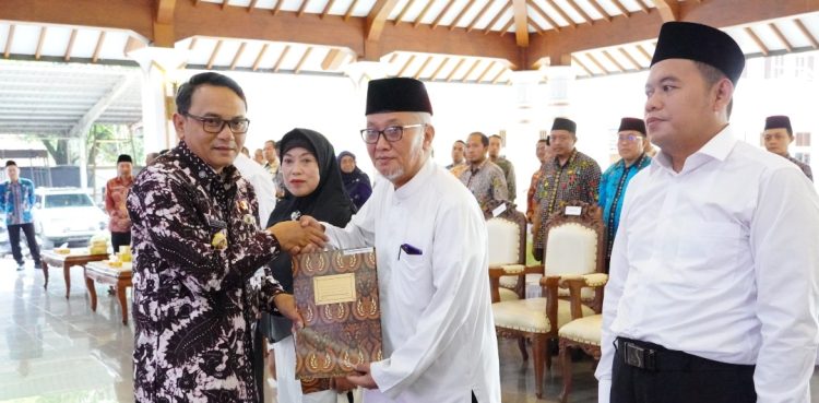 Baznas Pati Dilantik, Plt Bupati : Rakyat Butuh Bukti Kinerja Sosial