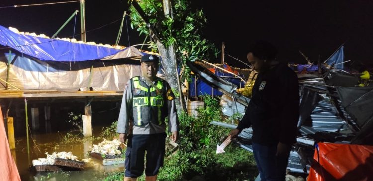 4 Kandang Ayam Roboh, Kerugian Tembus Rp 6,8 Miliar